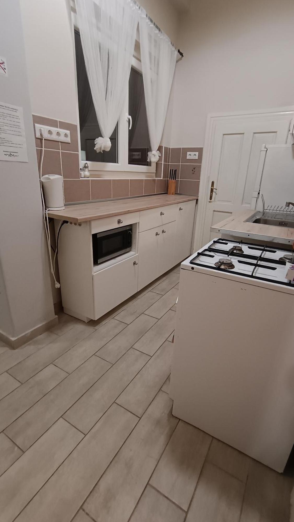Appartement Regina Vendégház Miskolc Extérieur photo